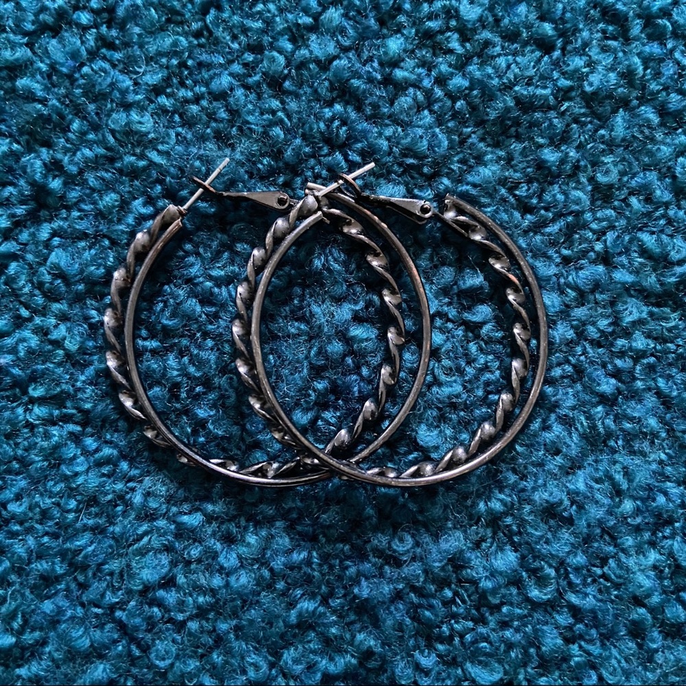 FREE WITH BUNDLE OF 3 OR MORE